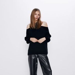 Zara Black oversized exposed shoulder sweater size Medium